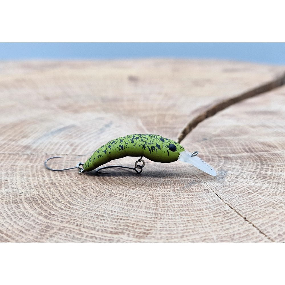 Herakles Moth Emerald Pellet Floating