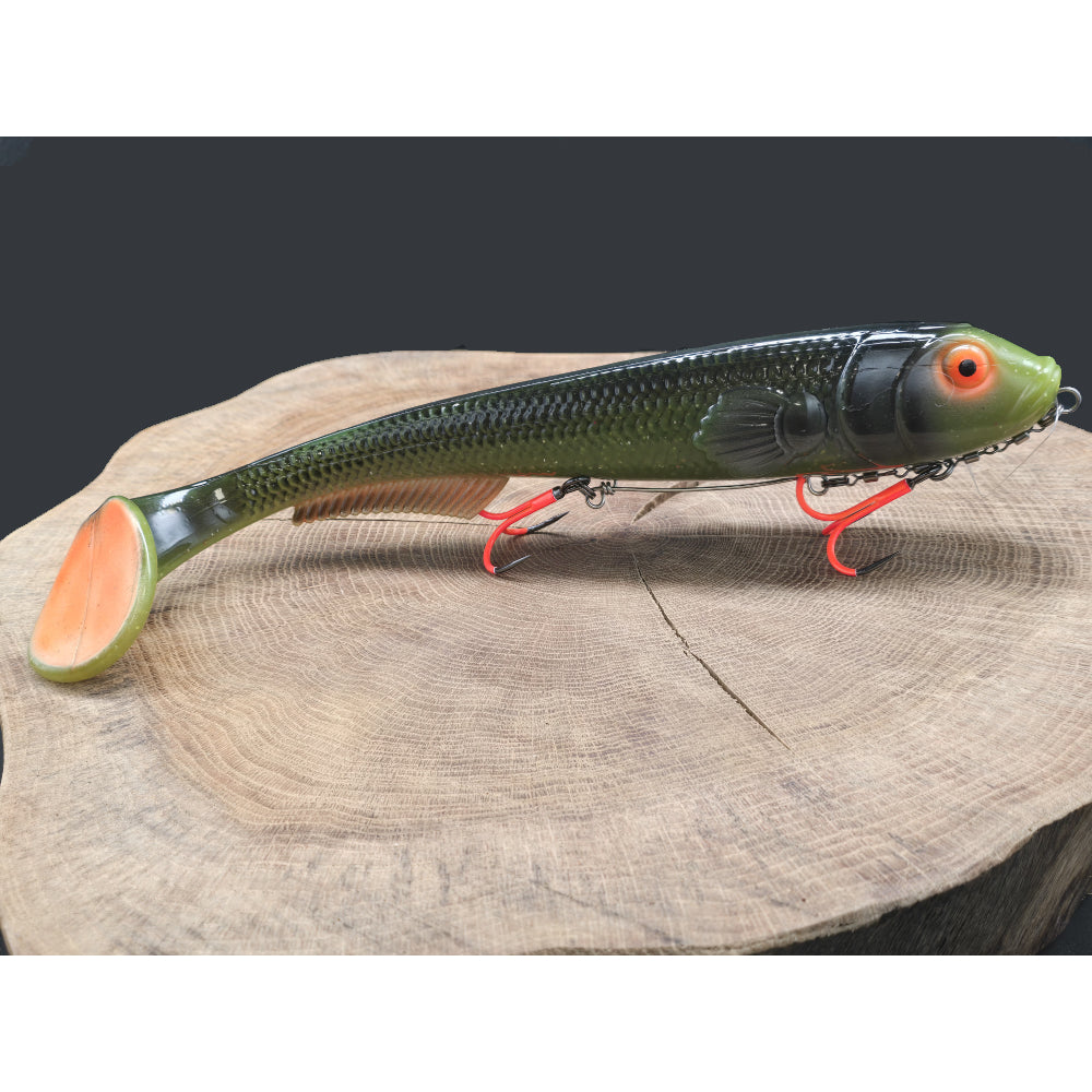 One 100Plus Lures Goat Shad Motor Oil 38cm 410gr BKK UV Hooks