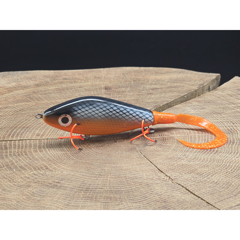 One 100Plus Lures Sting 10cm 48g Halloween BKK UV Hooks