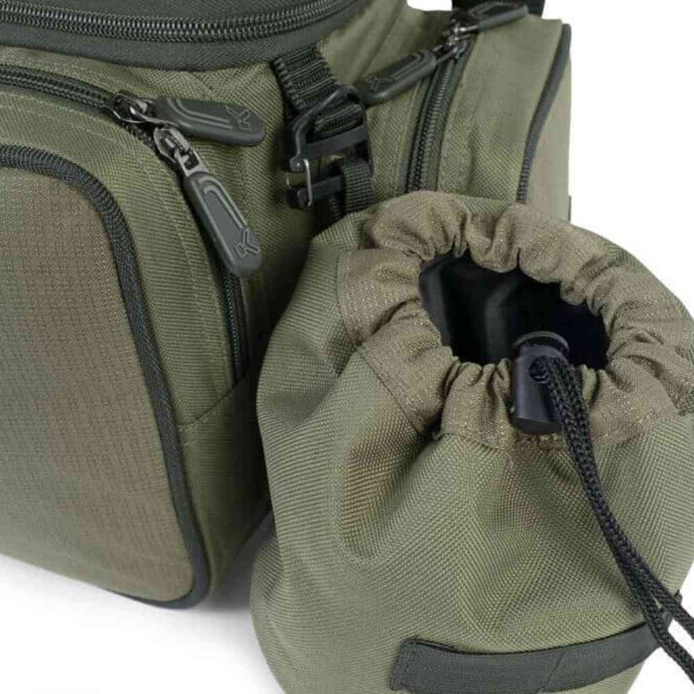 KORUM TRANSITION TACKLE & BAIT STACK detail 4