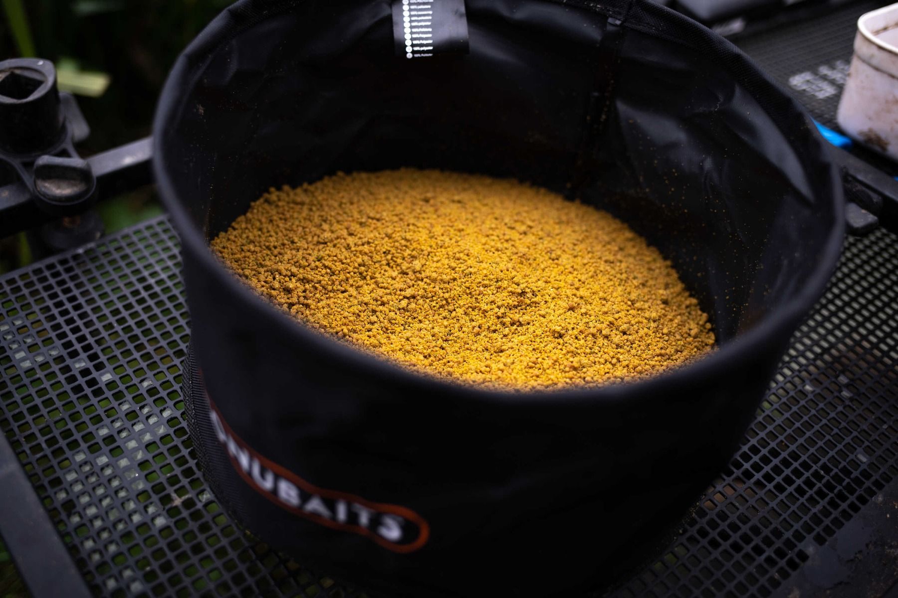 Sonubaits Nylon Groundbait Bowl detail 3