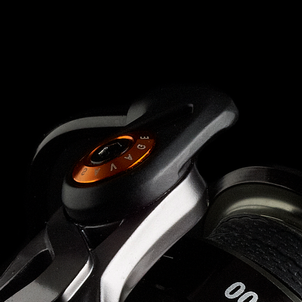 Savage Gear SG6 4000 FD Reel detail 3