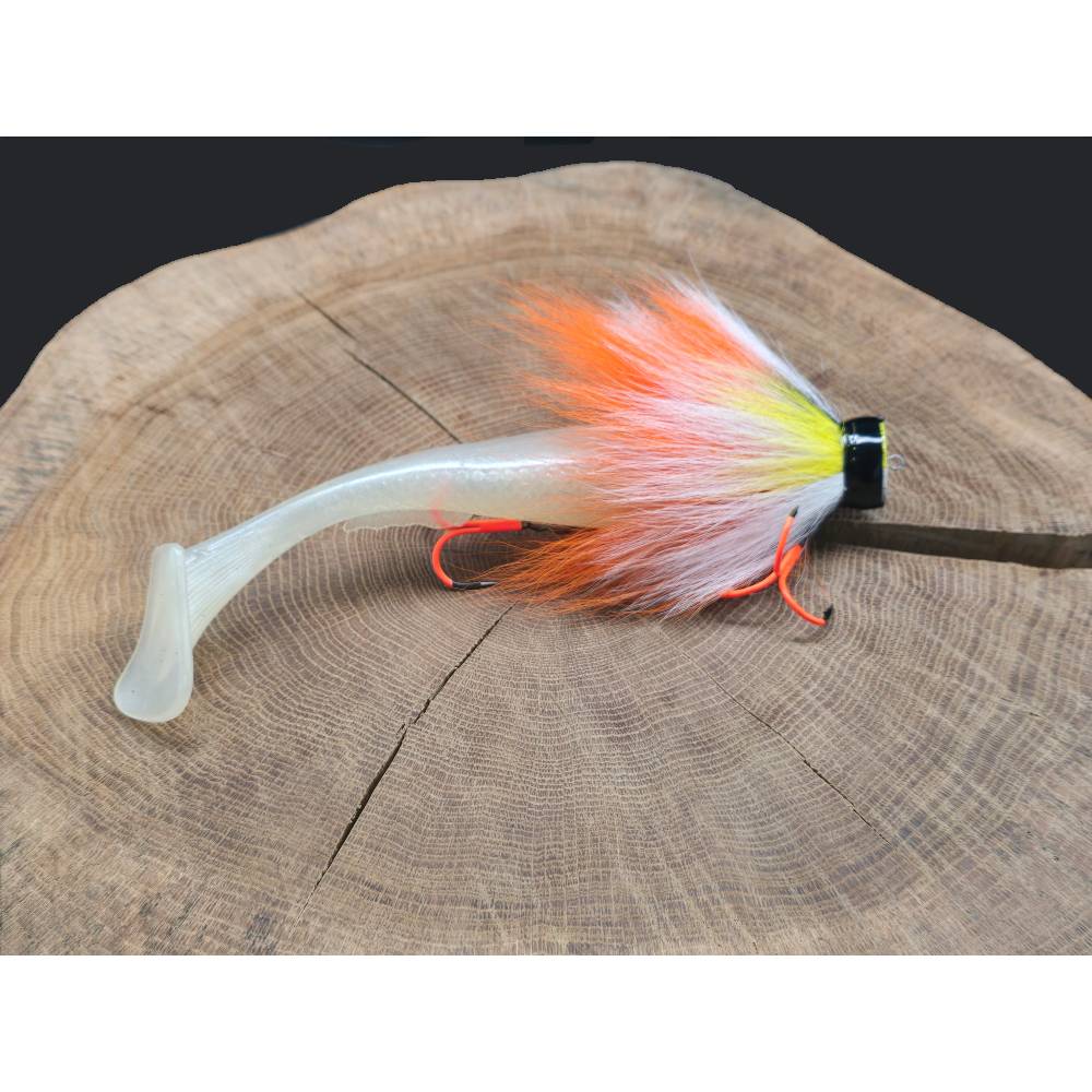 One 100Plus Lures Chaser 27cm 165g Orange White