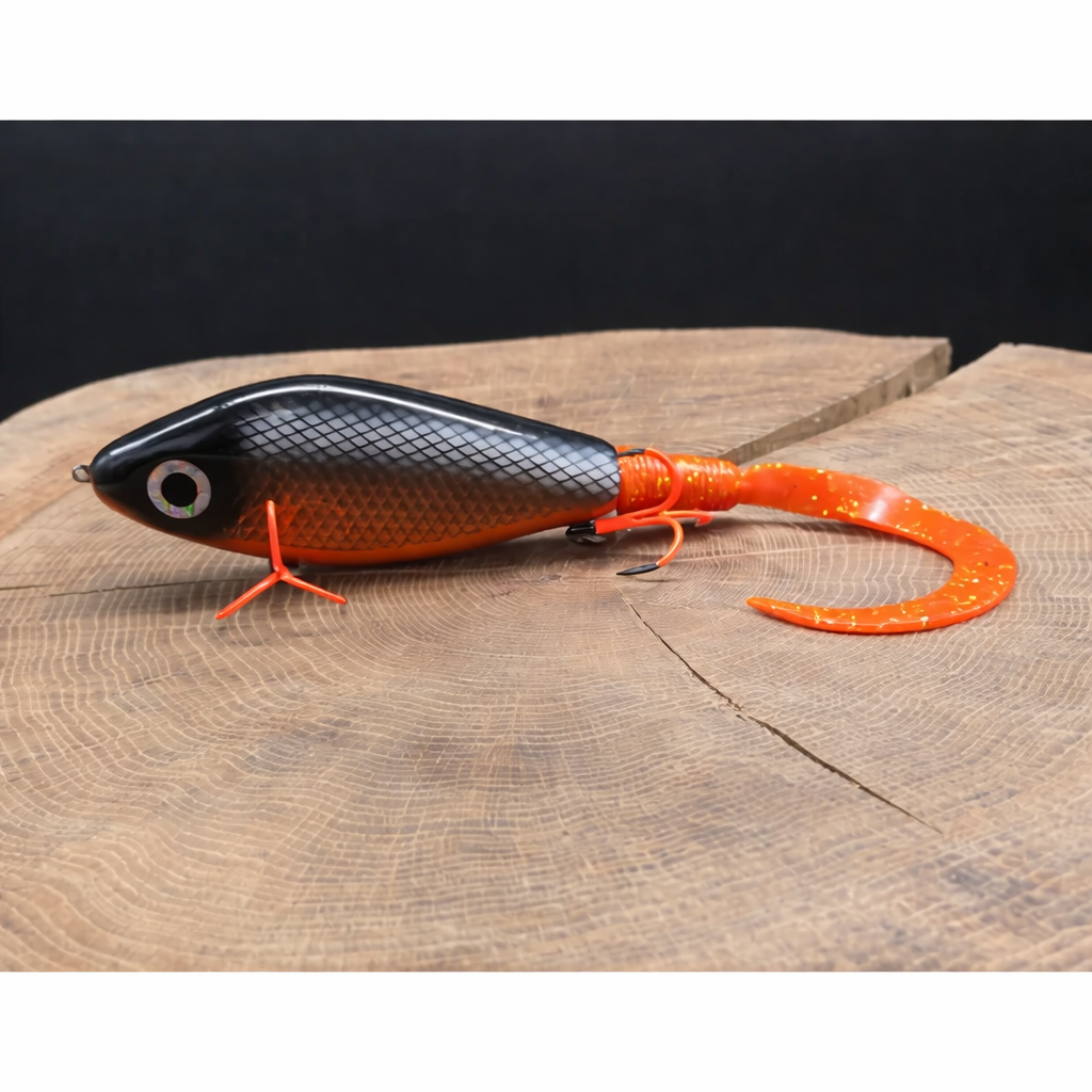 One 100Plus Lures Sting Halloween 13.5cm 125g BKK UV Hooks