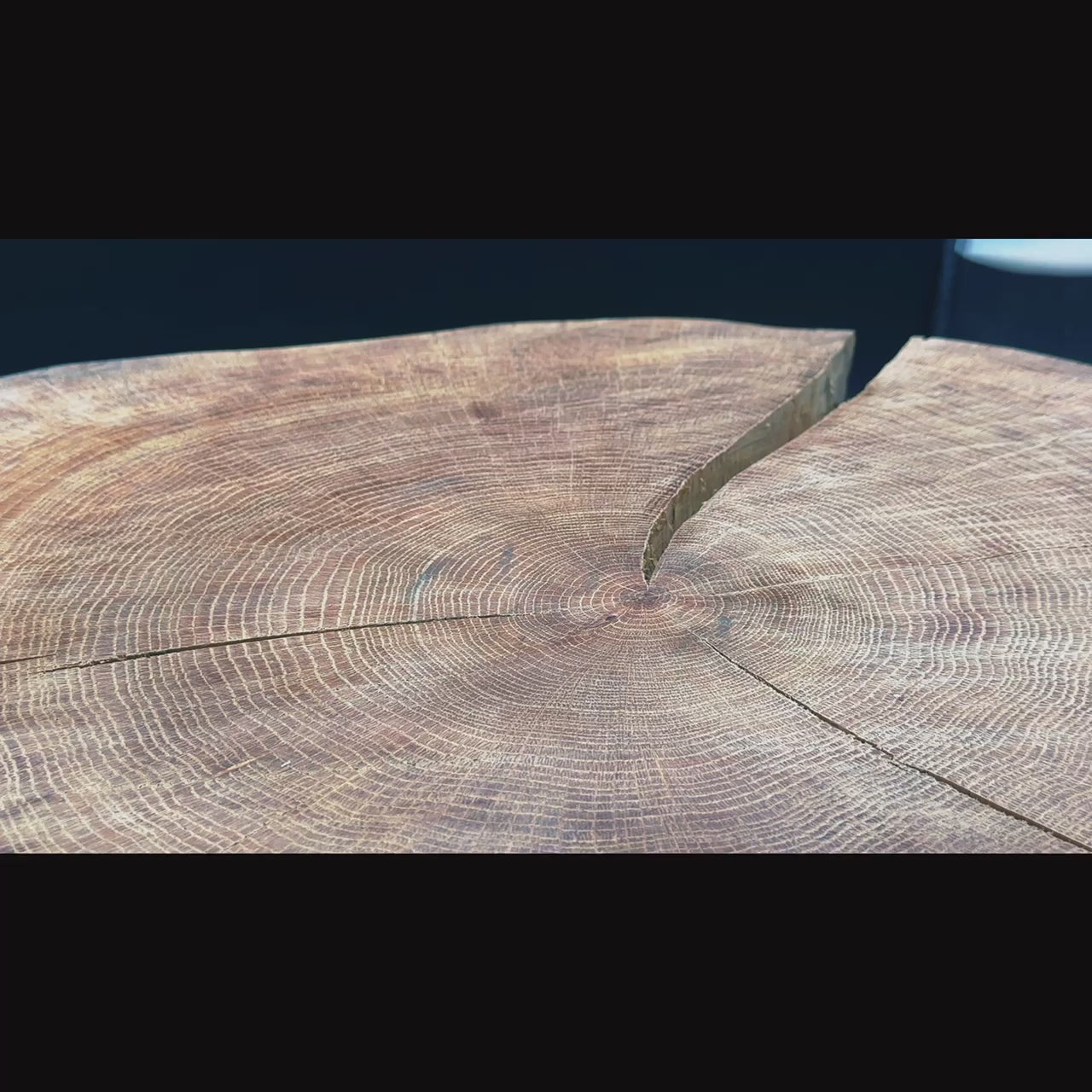 Load video: One 100Plus Lures Sting 16cm 160g Halloween BKK UV Hooks