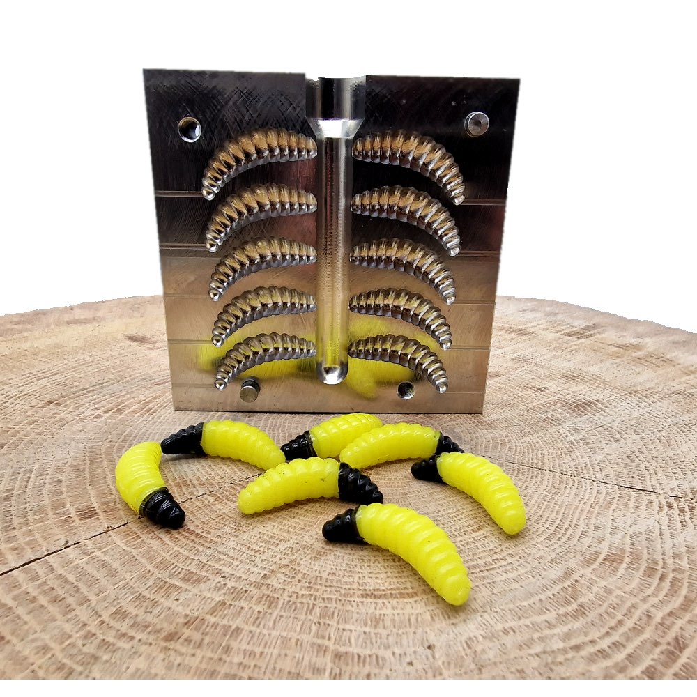 Mega Grub 4cm Mould